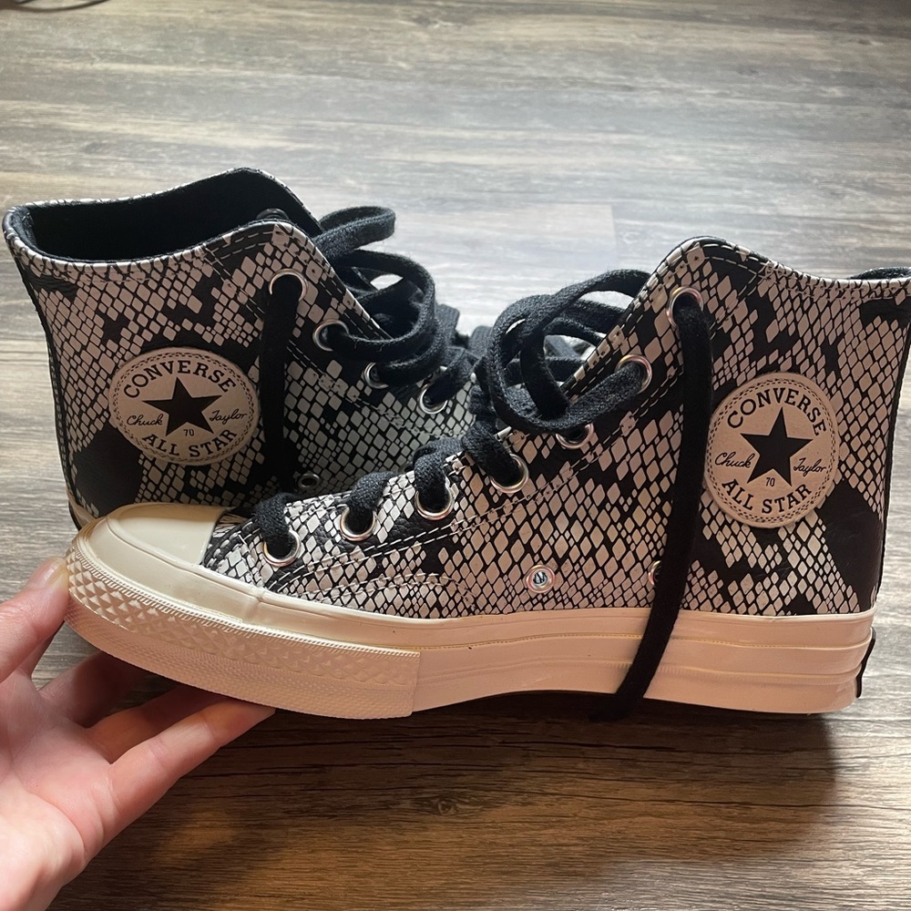 Snake print converse high top
